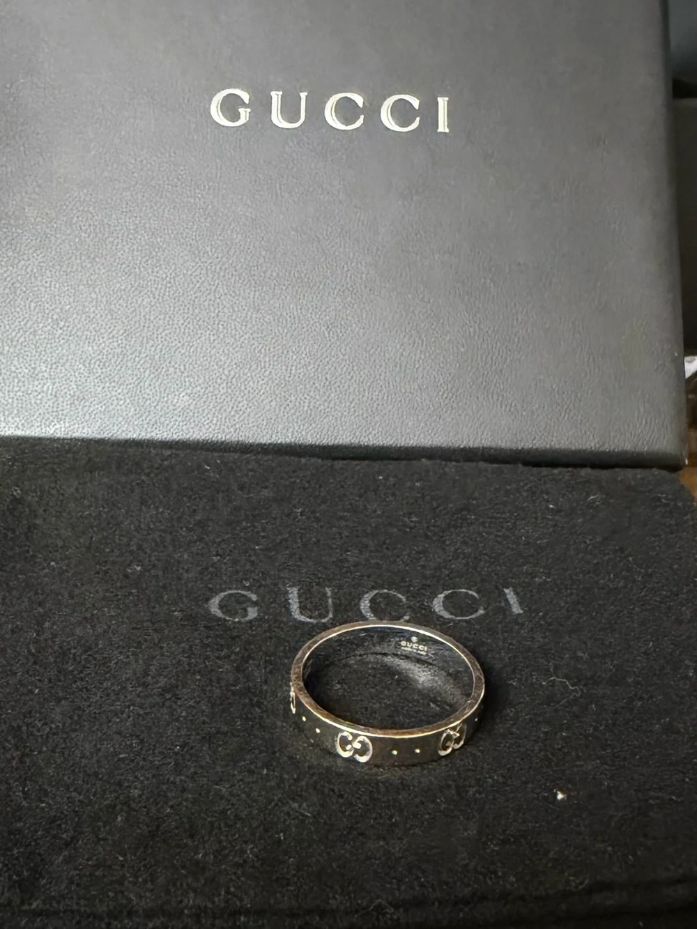 Gucci White Gold Unisex Ring